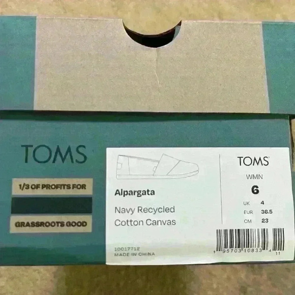TOMS Alpargata Navy Recycled Cotton Canvas Shoes Size 6 WMN - Worn Once - Picture 4 of 6